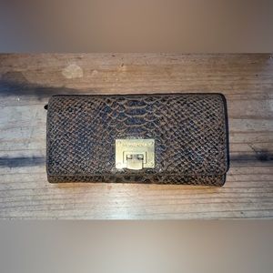 Michael Kors wallet